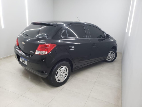 Chevrolet Onix Onix 1.0 LT SPE/4