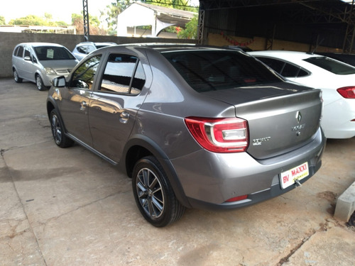 Imagem 2 de 10 de Renault Logan Iconic 1.6 Automático Flex