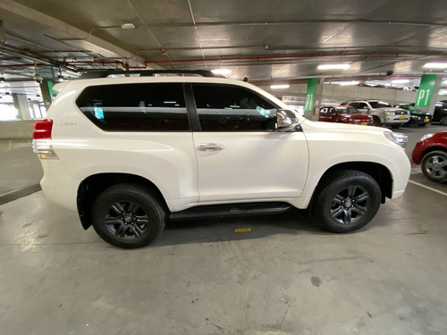 Imagen 12 de 25 de Toyota Prado