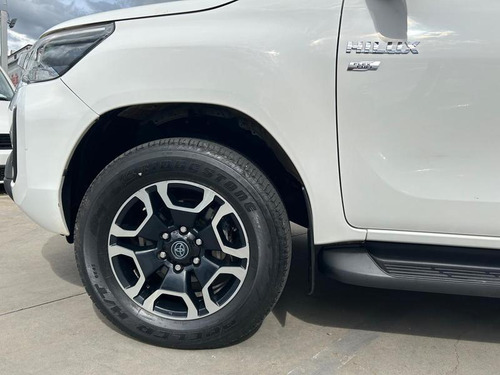 Toyota Hilux 2.7 Vvt-i cd Srv 4x2