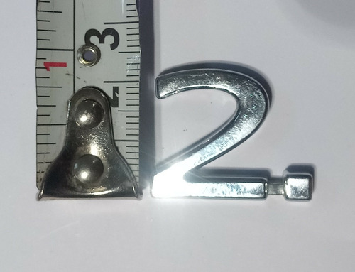 Emblema Simbolo Numero 2 Saab 9-3 Solamente El Número Usado (Usado)