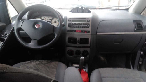 Imagem 13 de 15 de Fiat