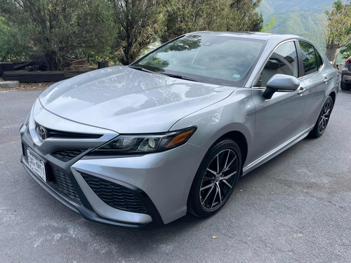 Toyota Camry 2.5 Se At