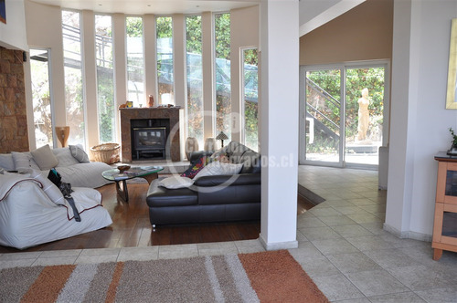 Casa En Venta En El Arrayán, Vista Insuperable Espectacular