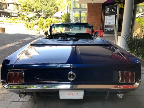 Ford Mustang Convertible, 1965. Coche Clásico