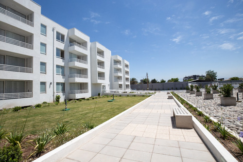 Departamento 2d2b, Varas Mena, San Miguel.