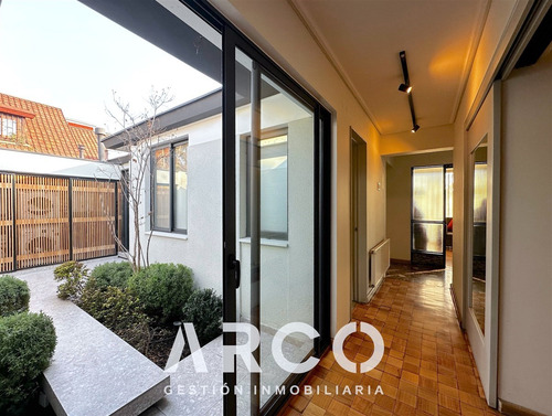 En Venta Casa Completamente Remodelada. Ñuñoa