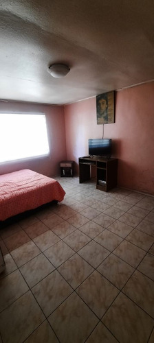 Vende Casa En Sector Marconi, 3 Dormitorios, 2 Baños