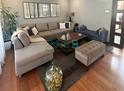 Casa En Venta De 4 Dorm. En Colina