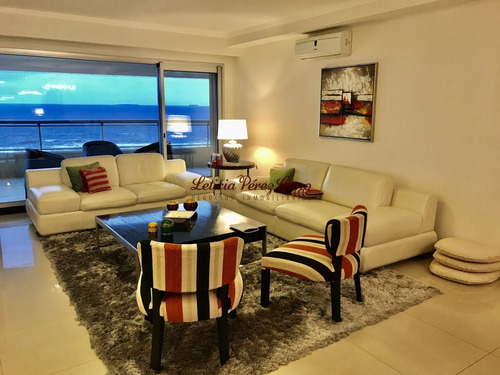 Venta Apartamento En Playa Brava 3 Dormitorios 