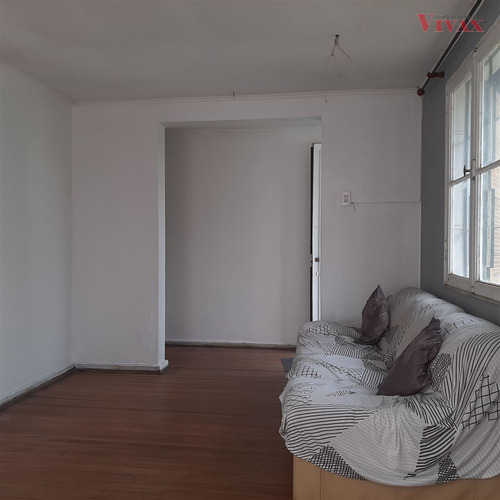 Casa En Venta De 4 Dorm. En Macul