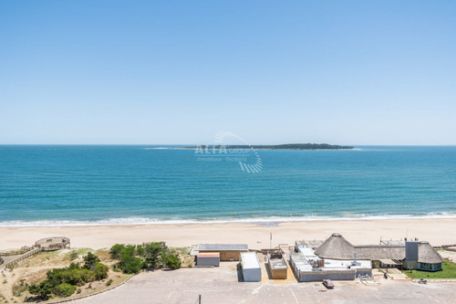 Imagen 14 de 30 de Apartamento En Punta Del Este, Frente Al Mar, Mansa!