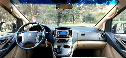 Hyundai Gran Starex 2.4 Vidriada 9 Pasajeros