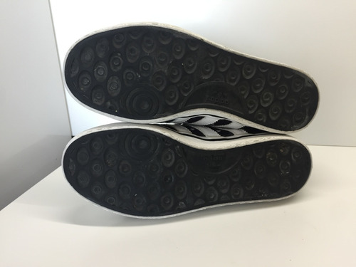 Zapatillas adidas Honey Mid Negro Con Corazones Blancos