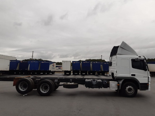 Imagem 5 de 11 de Mercedes Benz - Atego 2426