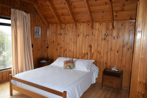 Vende Hermosa Y Acogedora Casa Con Maravillosa Vista Al Mar