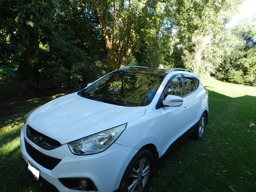 Imagen 1 de 9 de Hyundai Tucson 2.0 Gls 4x4 Caja Manual