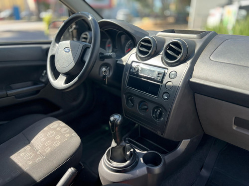 Ford Fiesta 1.0 MPI HATCH 8V FLEX 4P MANUAL