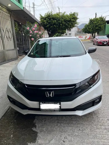 Honda Civic 1.5 Coupe Turbo Cvt