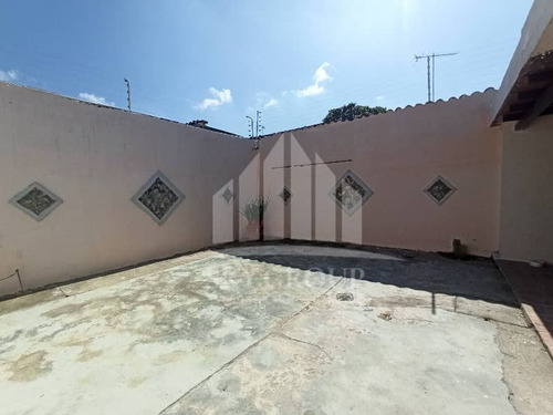 Imagen 10 de 18 de Casa En Trigal Valencia, Carlos Tona. 04129305244, Cod: Lemc-500