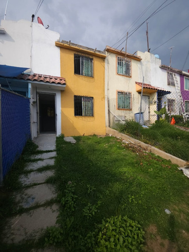 Venta De Casa En Cuatro Vientos San Jeronimo En Ixtapaluca 3 Recamaras En Privada Con Cfe /fovissste / Cfe Agenda Visita