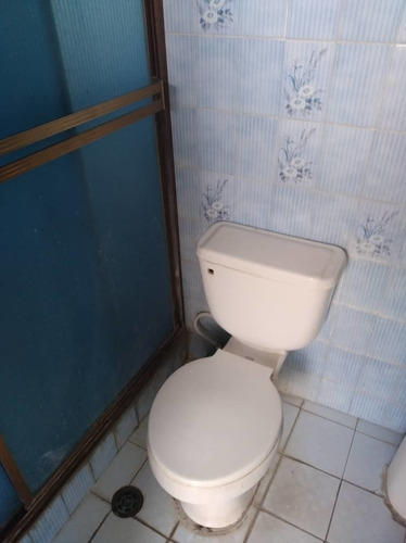 Imagen 6 de 9 de Casa En Venta La Candelaria El Limón Maracay Aragua