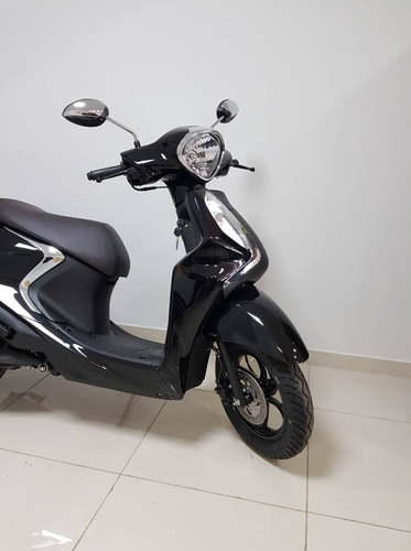 Imagen 12 de 18 de Yamaha Fascino 125cc Scooter En Stock