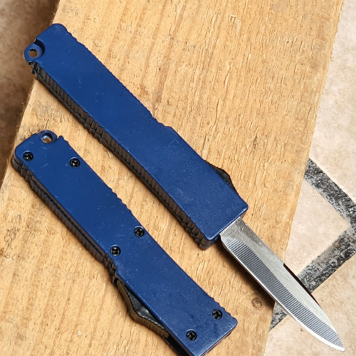 Navaja Otf Mini Acero Inox 4 Colores Salida Frontal Táctica Color Azul