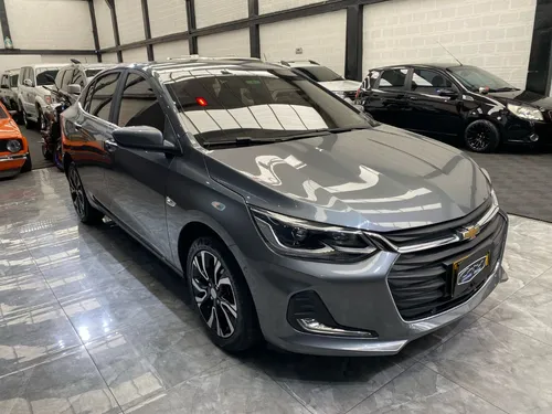 Chevrolet Onix 1.0T Premier Sedan At