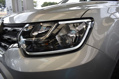 Imagen 8 de 15 de Renault Duster Iconic 4x4