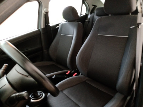 Imagem 6 de 7 de Volkswagen Voyage 2011 1.0 Vht Trend Total Flex 4p