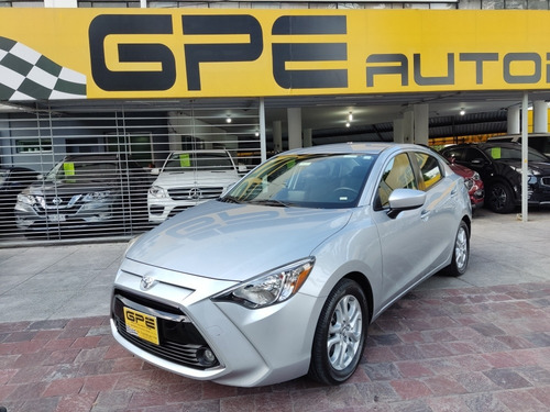 Imagen 1 de 11 de Toyota Yaris 2017 1.5 R Xle At