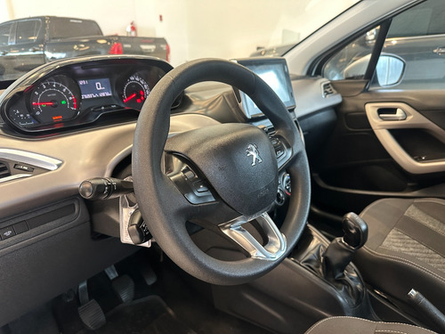 Peugeot 208 1.6 Allure