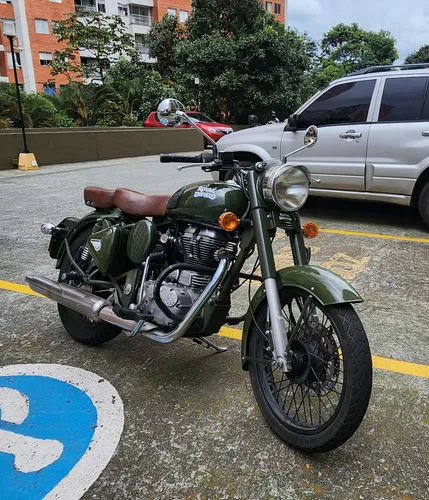 Royal Enfield Classic 500