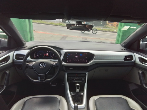 Volkswagen T-Cross 1.4 250 TSI TOTAL FLEX HIGHLINE AUTOMÁTICO