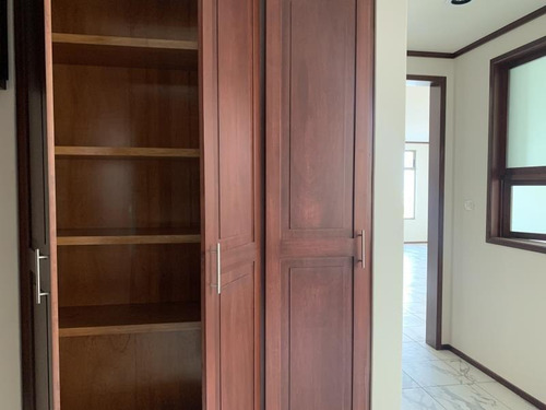Imagen 8 de 12 de Casa Sola En Venta Res. Valle Del Sol. Equipada. Nueva. Frente Al Área Verde.