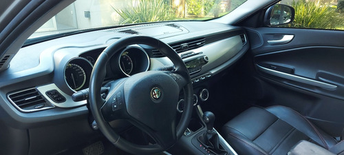 Alfa Romeo Giulietta 1.4 Progression 170cv Tct 2012