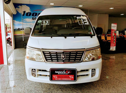 Imagem 2 de 9 de Jinbei Topic 2.0 Escolar 16v Gasolina 3p Manual