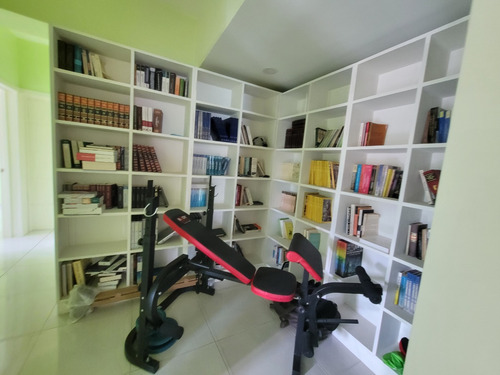 Foxpiantini.com - V149 | Apartamento De Lujo En Piantini | Diseño Moderno Y Ubicación Exclusiva