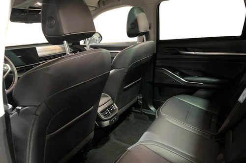 Haval 1.5thaval H6 At 2wd Deluxe Hev 5p
