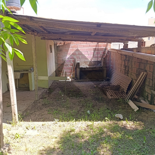 Venta De Casa Calle Sourigues Colon E.r