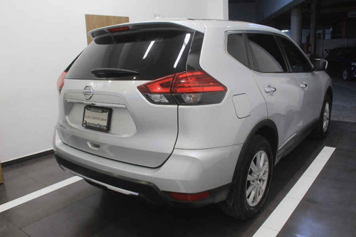 Imagen 4 de 15 de Nissan X Trail 2018 5p Sense 2 L4/2.5 Aut