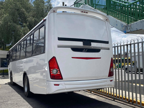 Imagen 2 de 9 de Volkswagen Volksbus 15-190