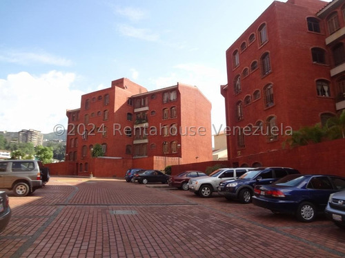 Bello Y Amplio Apartamento En Venta La Tahona Caracas 24-22070