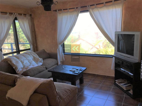 Casa En Venta Y Alquiler,espectacular Esquinera Con Piscina En Montoya - La Barra - Punta Del Este- Ref: 8768