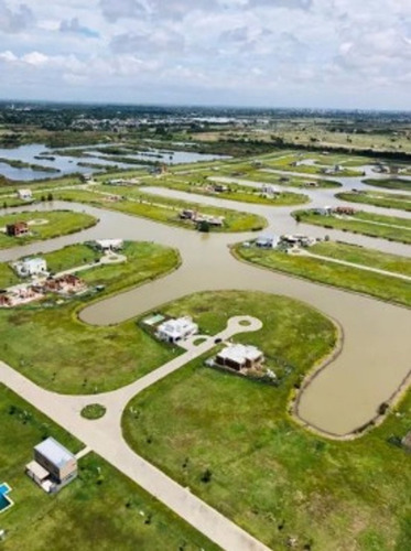 Venta Lote Barrio Magallanes Laguna 700 M²