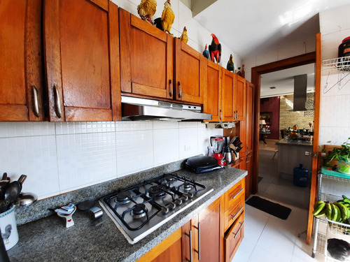 Se Vende Penthouse Con Impresionante Terraza En Piantini