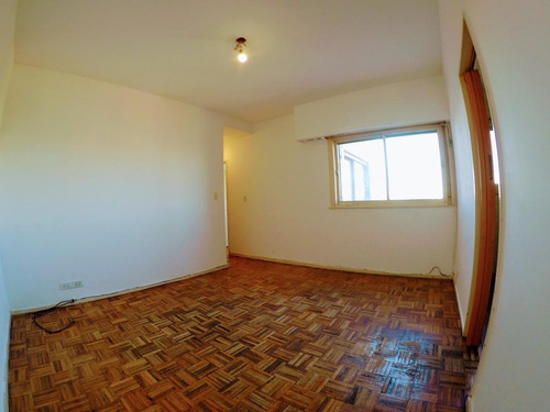 Imagen 2 de 17 de Oportunidad Departamento En Pavón Y Av. Boedo A Modernizar