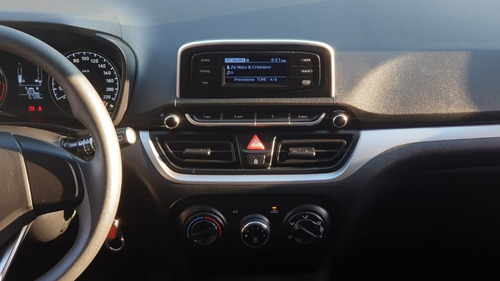 Imagem 9 de 13 de Hb20 Sense 2022 Com Apenas 5.700 Km!