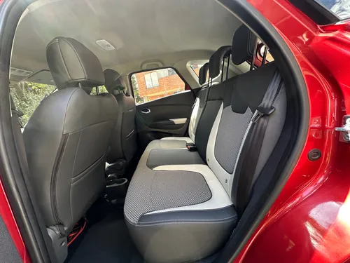 Renault Captur 2.0 Intens Automática